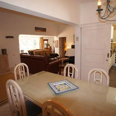 Sleeps 8 Pool Air Con T480090 * ヴァーレ・ド・ローボ